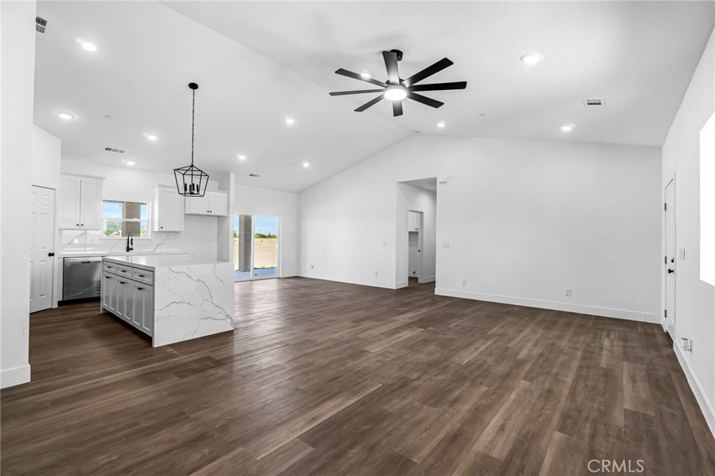 16836 N Lake, Madera, CA 93638