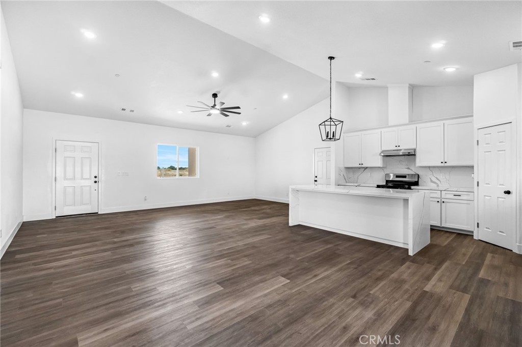 16836 N Lake, Madera, CA 93638