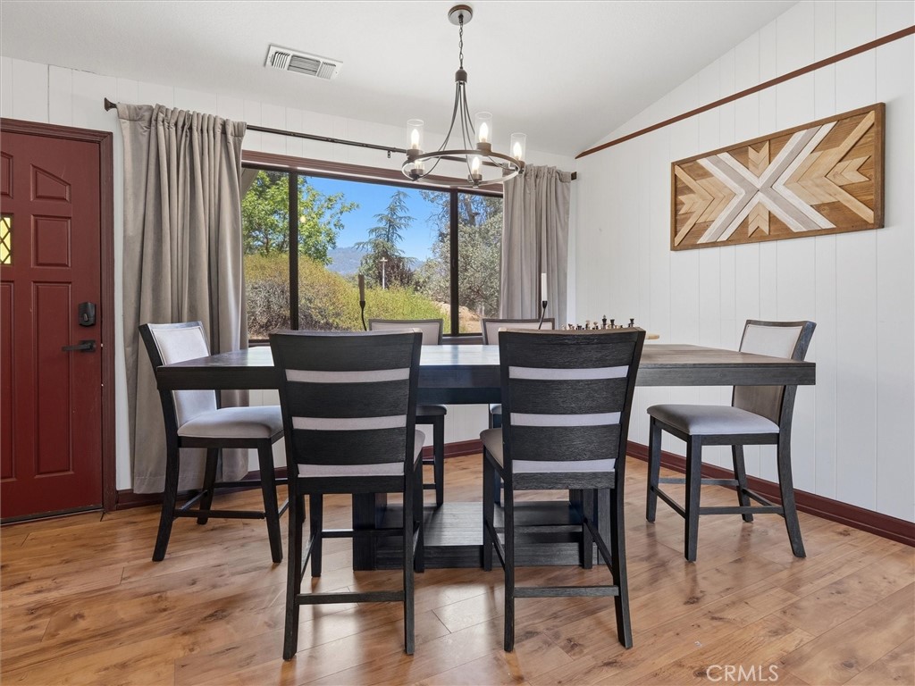 43710 Hilltop, Ahwahnee, CA 93601