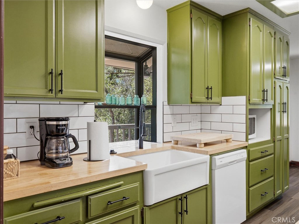 43710 Hilltop, Ahwahnee, CA 93601