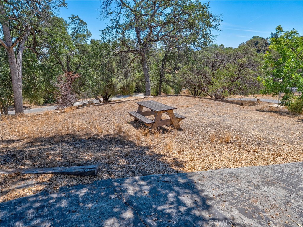 43710 Hilltop, Ahwahnee, CA 93601