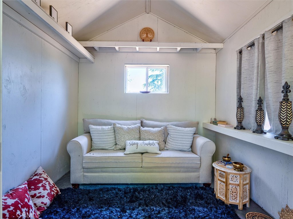 43710 Hilltop, Ahwahnee, CA 93601