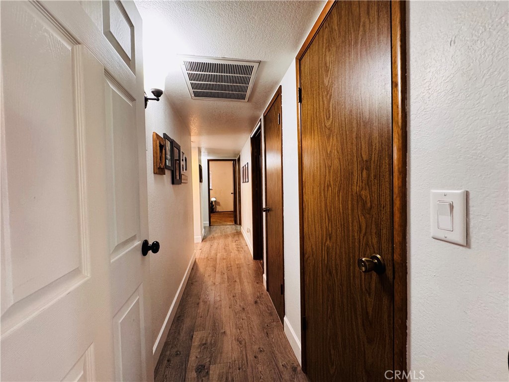 2560 Chestnut, Hanford, CA 93230