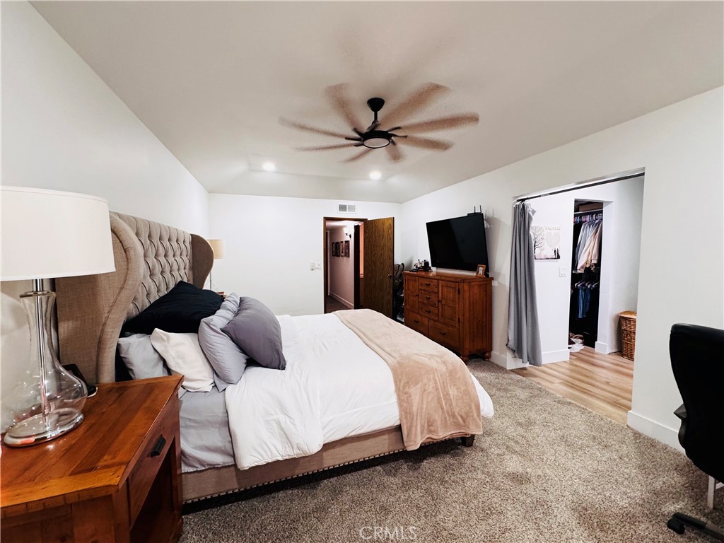 2560 Chestnut, Hanford, CA 93230
