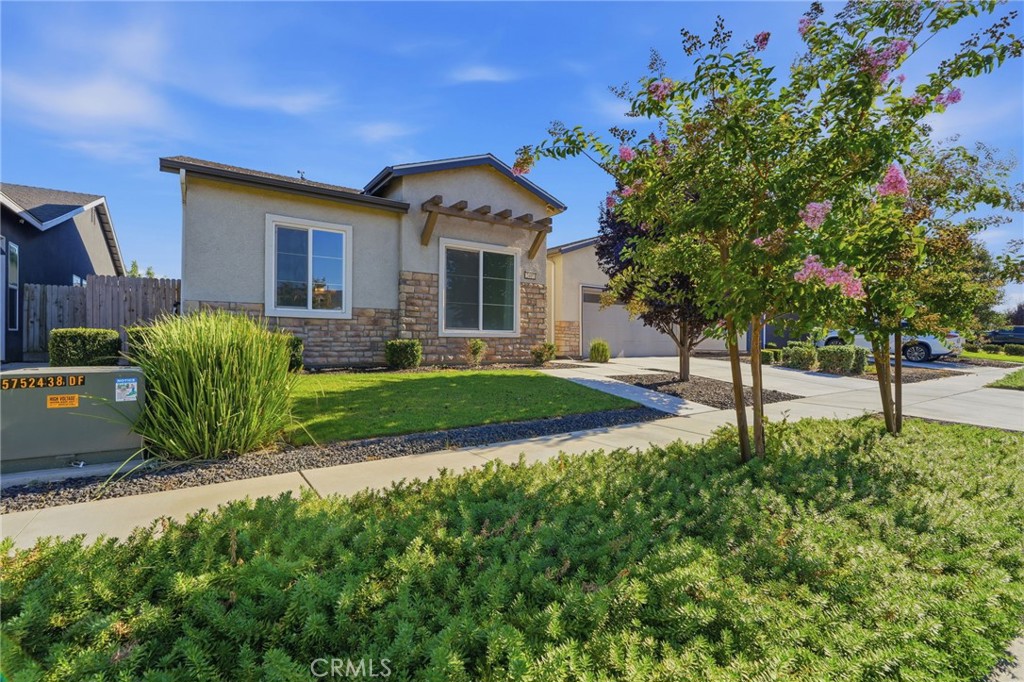 2407 W Andrew, Hanford, CA 93230