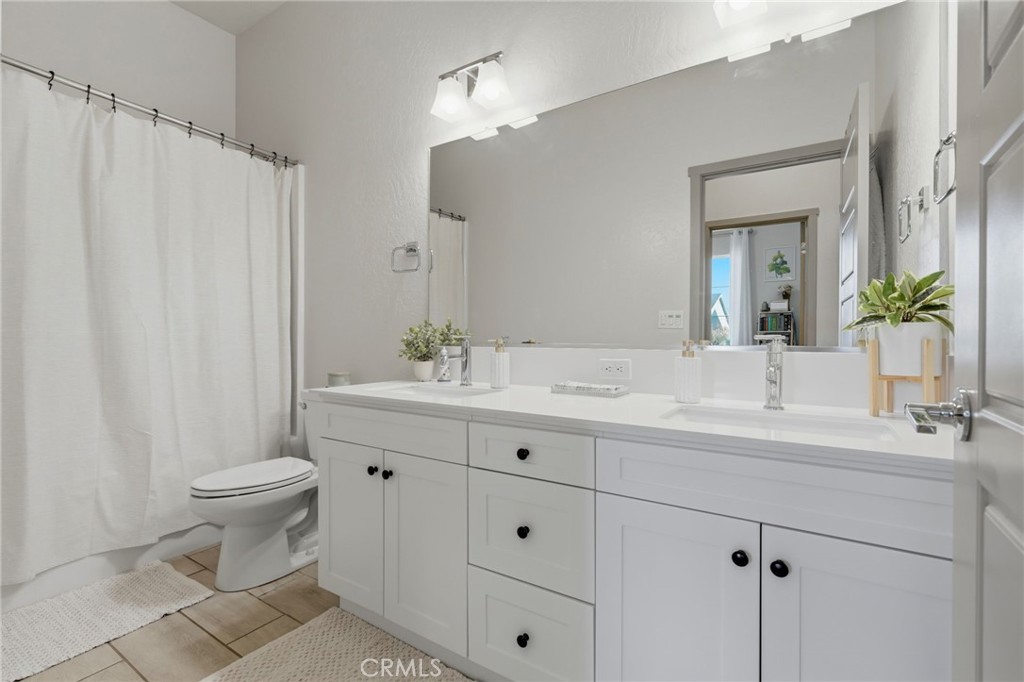 2407 W Andrew, Hanford, CA 93230