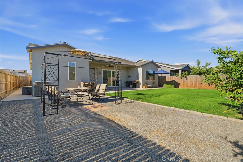 2407 W Andrew, Hanford, CA 93230