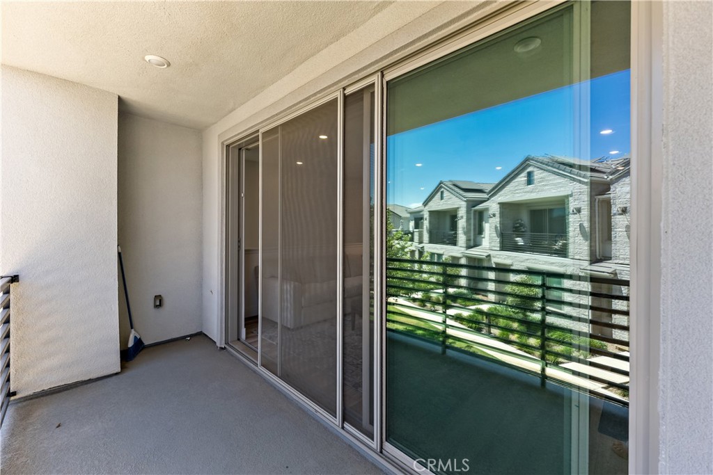 579 N Adler, Clovis, CA 93611