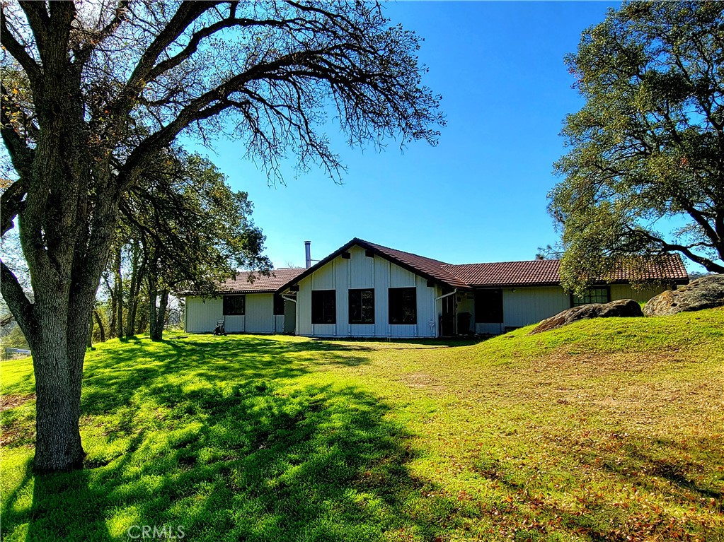 29682 Yosemite Springs Pkwy, Coarsegold, CA 93614