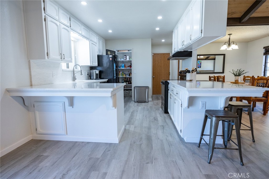 29682 Yosemite Springs Pkwy, Coarsegold, CA 93614