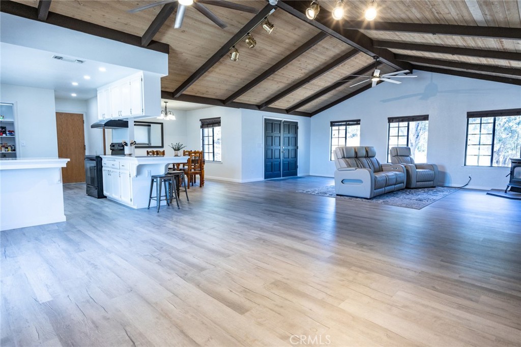 29682 Yosemite Springs Pkwy, Coarsegold, CA 93614