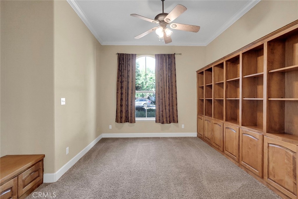 9514 N Larkspur Ave, Fresno, CA 93720