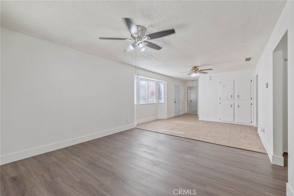 5451 W Santa Ana Ave, Fresno, CA 93722