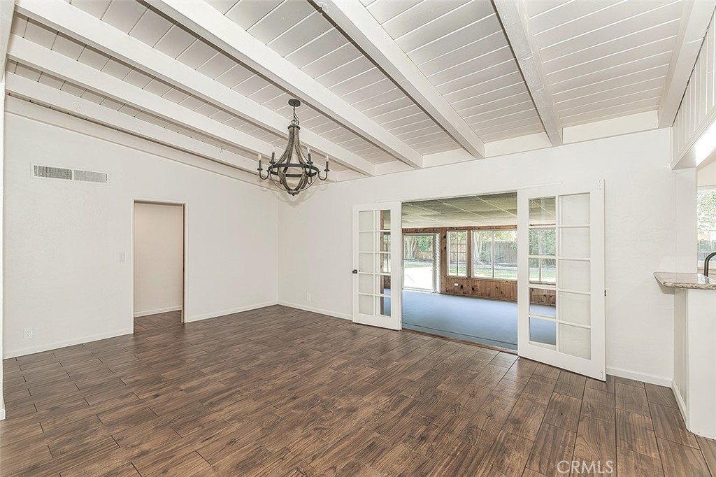 1551 E Almendra, Fresno, CA 93710