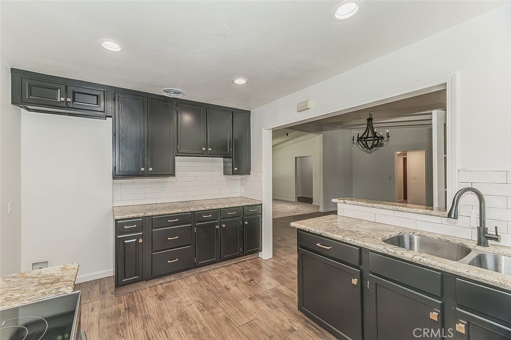 1551 E Almendra, Fresno, CA 93710
