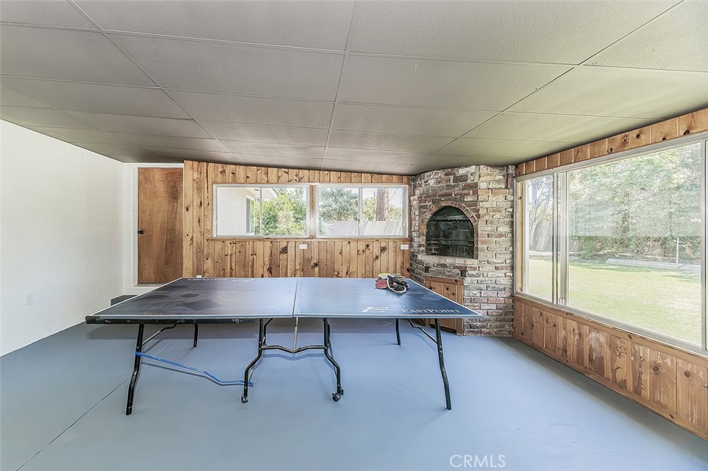 1551 E Almendra, Fresno, CA 93710