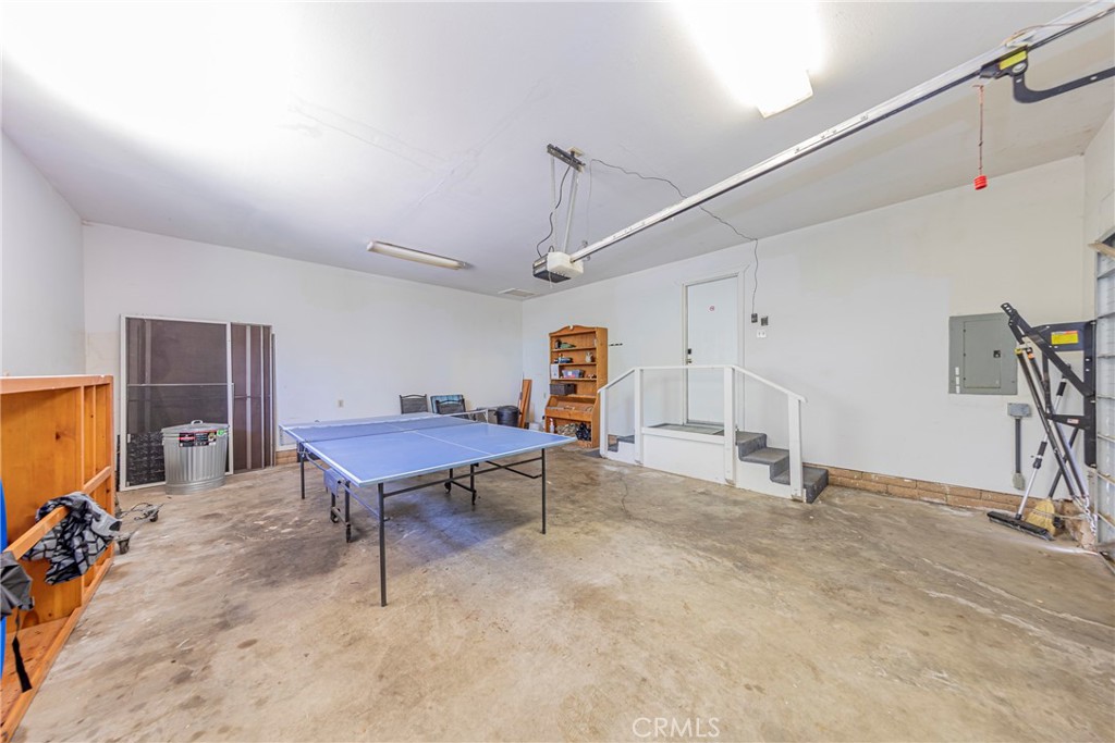 42395 Maples Ln, Oakhurst, CA 93644