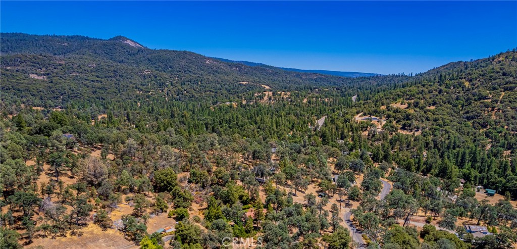 42395 Maples Ln, Oakhurst, CA 93644