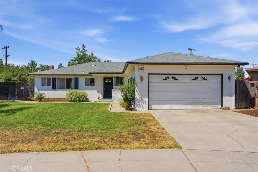 641 E Scott, Fresno, CA 93710