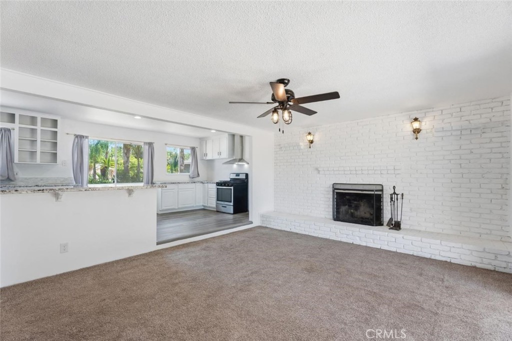 641 E Scott, Fresno, CA 93710