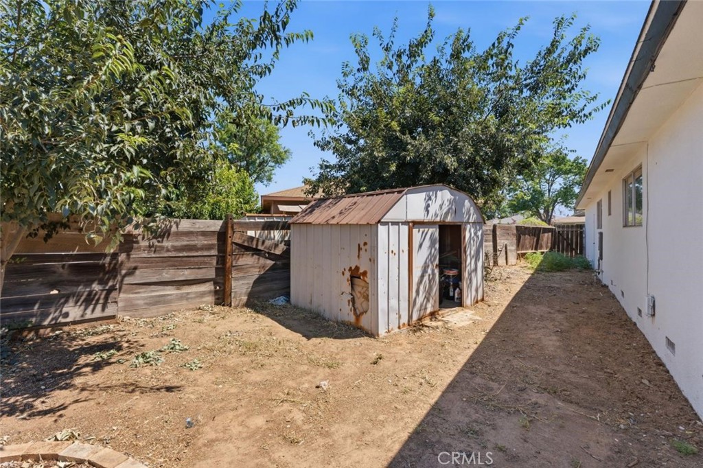 641 E Scott, Fresno, CA 93710