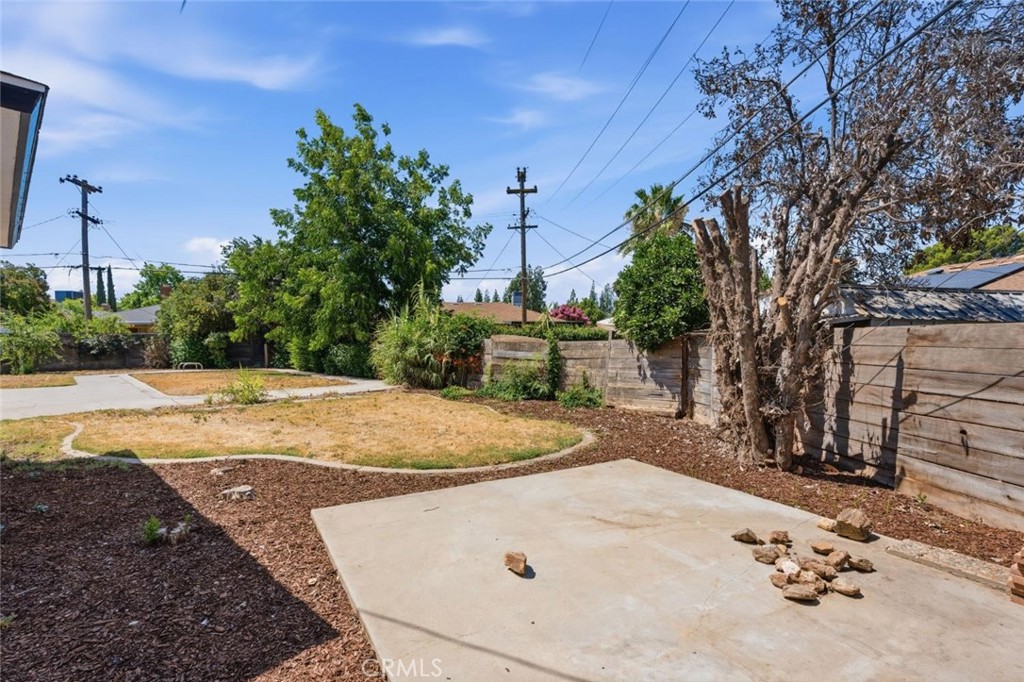 641 E Scott, Fresno, CA 93710