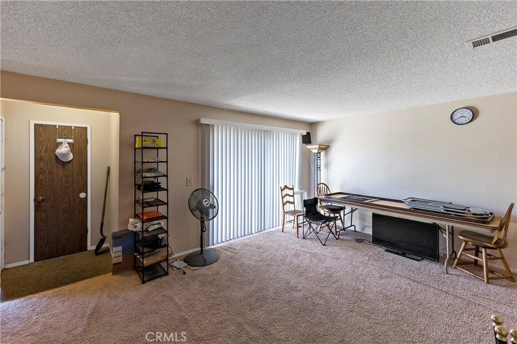 4504 N Valentine, Fresno, CA 93722