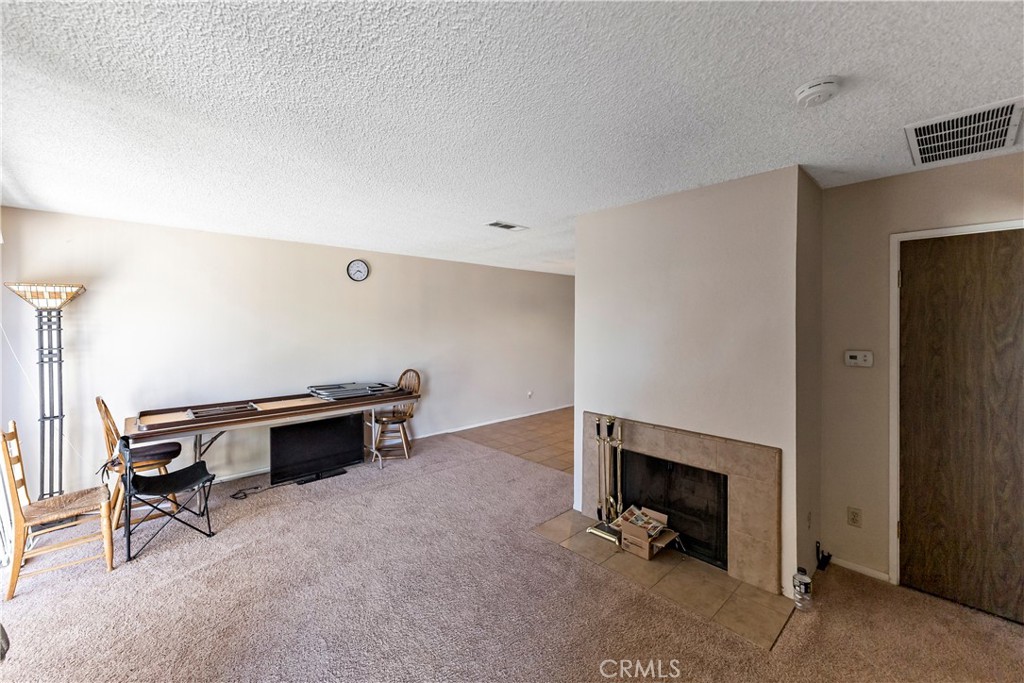 4504 N Valentine, Fresno, CA 93722