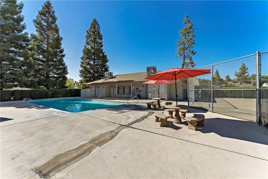 4504 N Valentine, Fresno, CA 93722