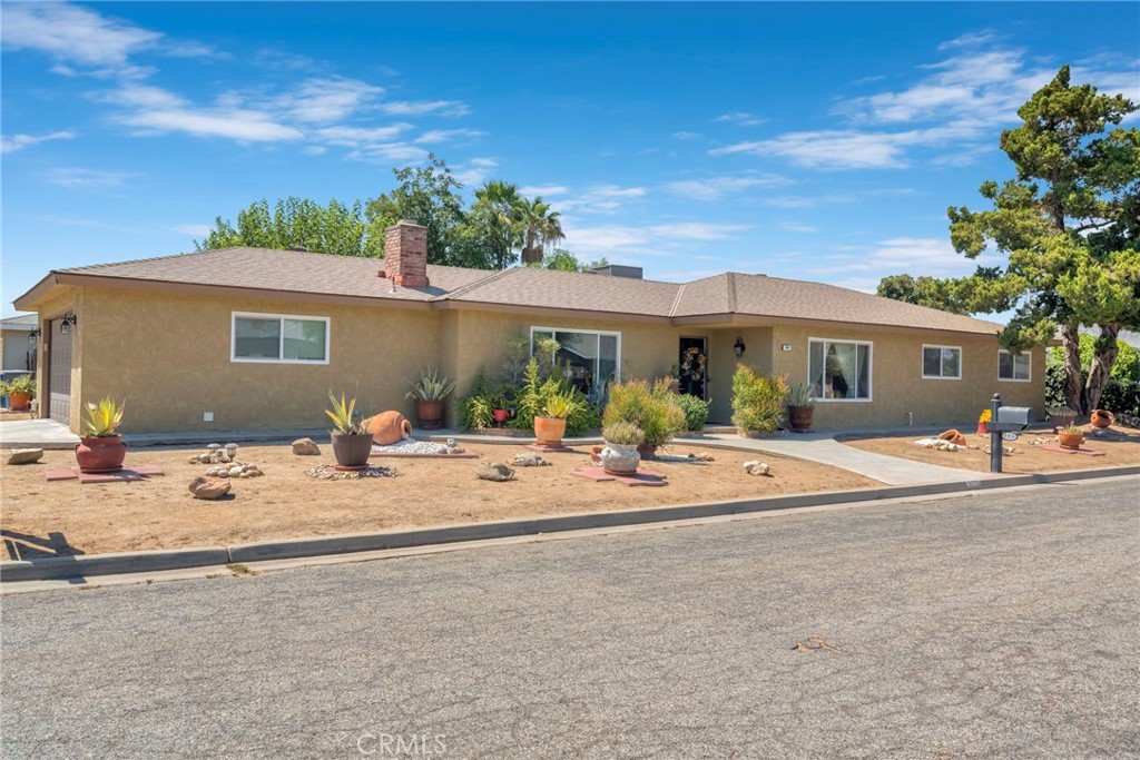 404 Fall, Madera, CA 93637