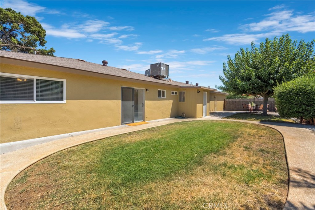 404 Fall, Madera, CA 93637