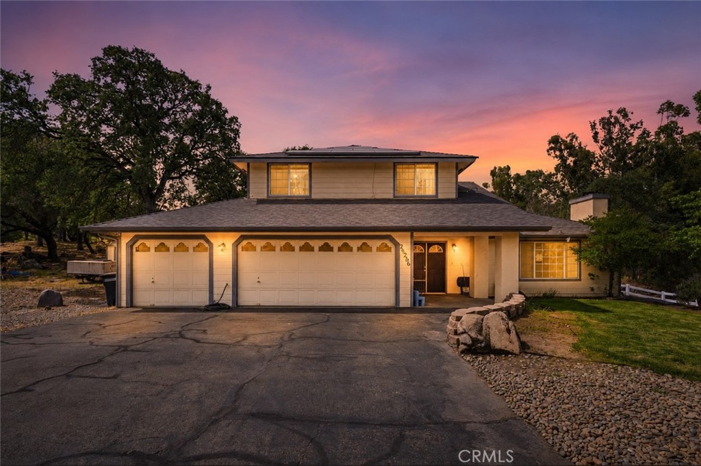 29206 Yosemite Springs Pkwy, Coarsegold, CA 93614