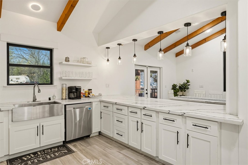 39490 Crane Valley Ct, Bass Lake, CA 93604
