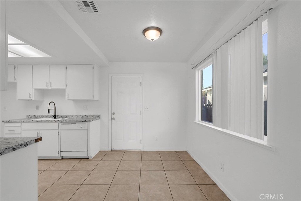 2122 Harrison Ct, Chowchilla, CA 93610