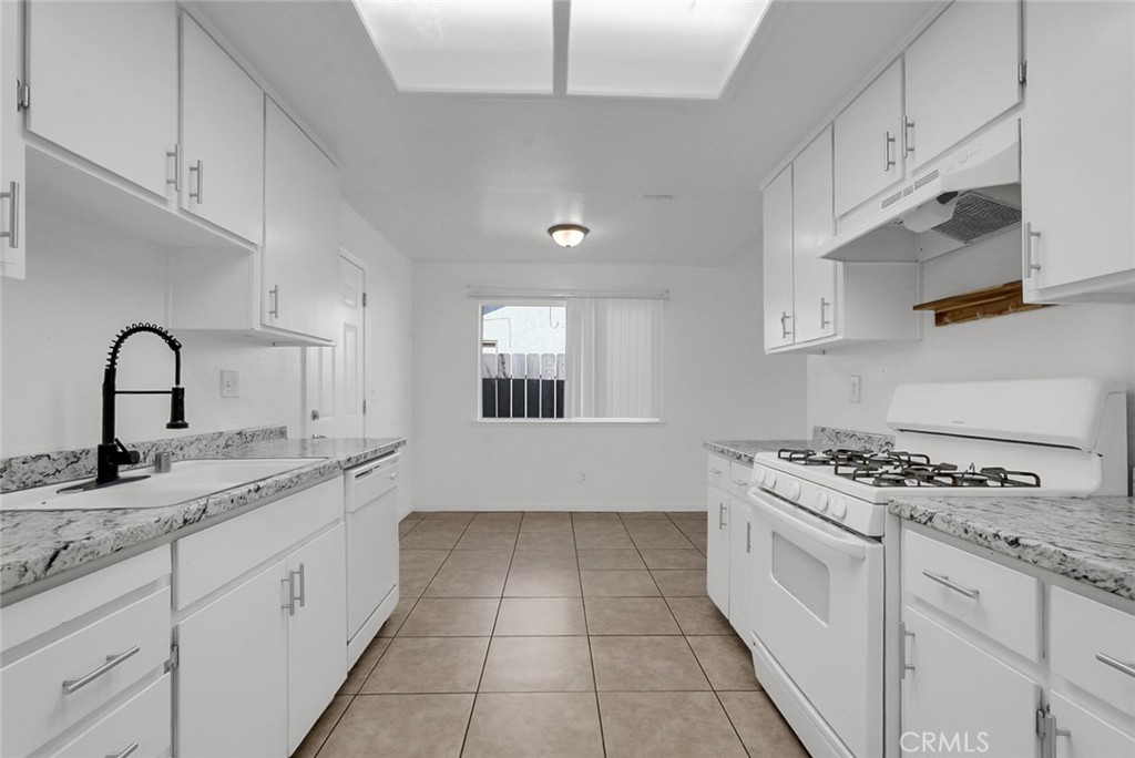 2122 Harrison Ct, Chowchilla, CA 93610