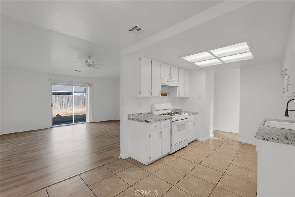2122 Harrison Ct, Chowchilla, CA 93610