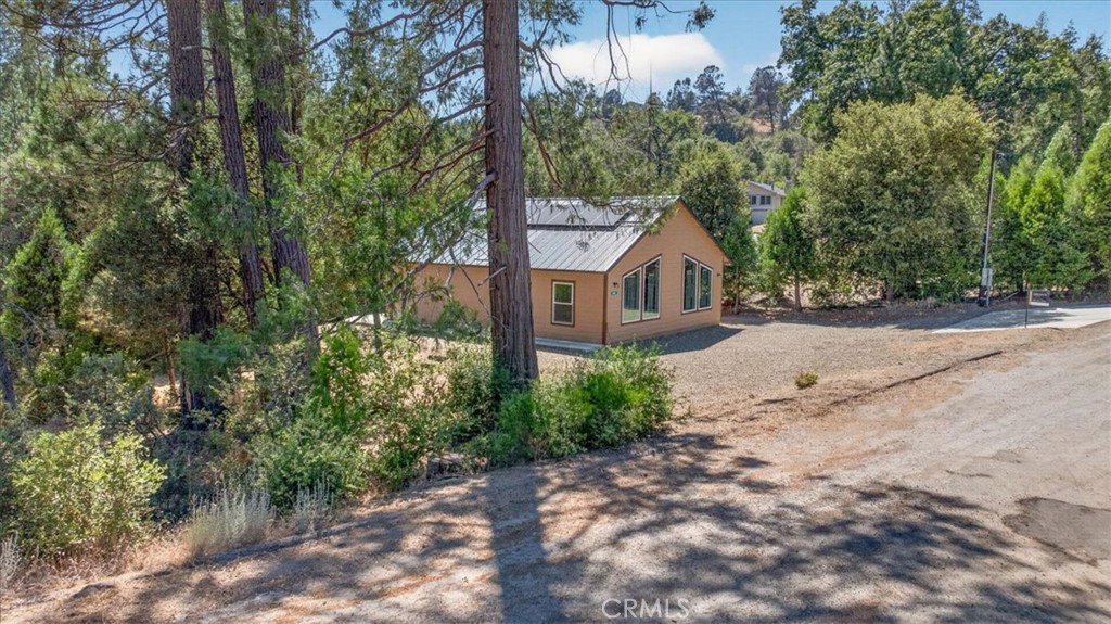 5594 Red Ibis Ct, Mariposa, CA 95338