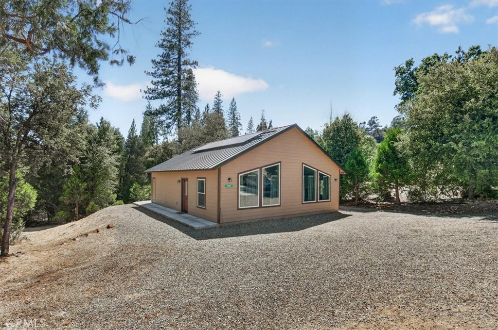 5594 Red Ibis Ct, Mariposa, CA 95338