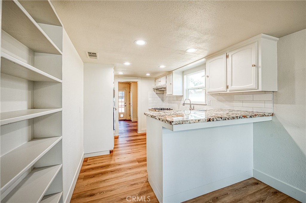 1651 5th St, Clovis, CA 93611