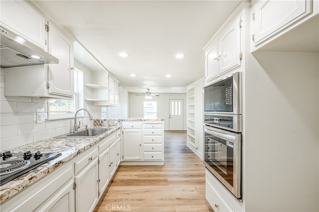 1651 5th St, Clovis, CA 93611