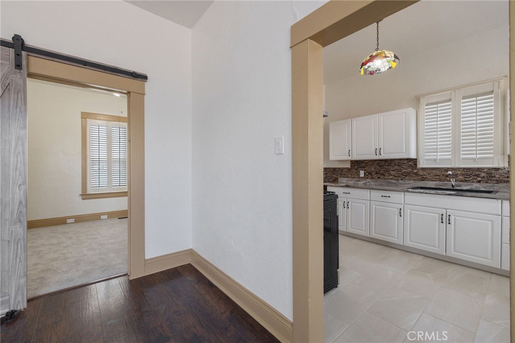 112 Irwin Ct, Hanford, CA 93230