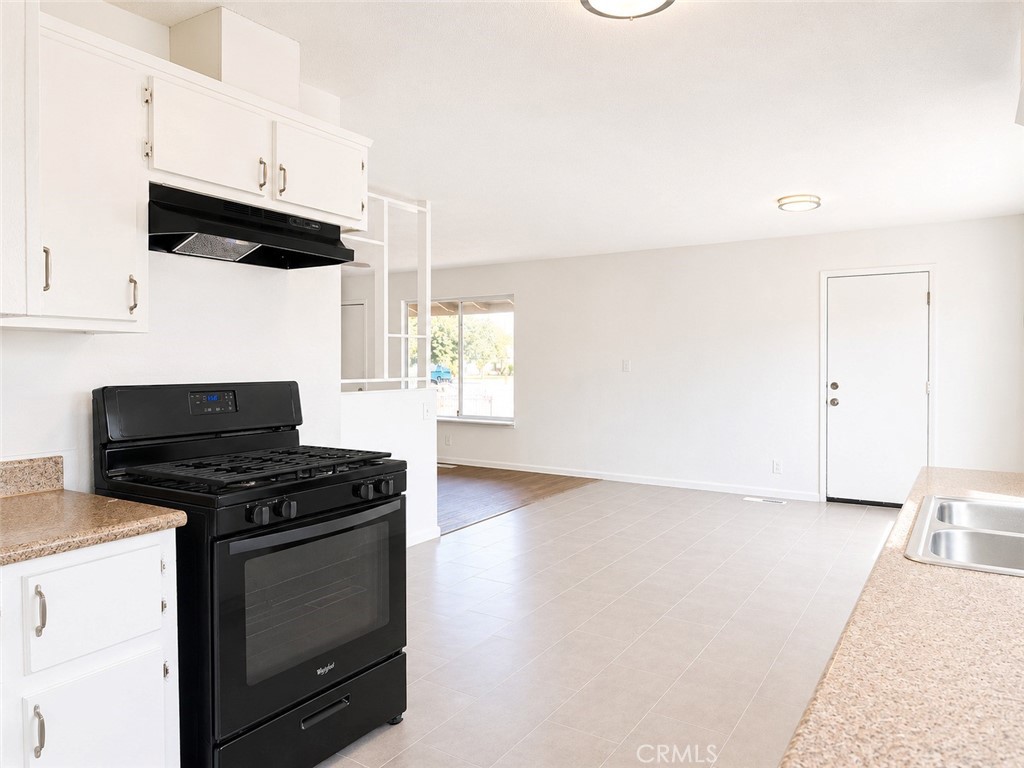 2337 W Shields, Fresno, CA 93705