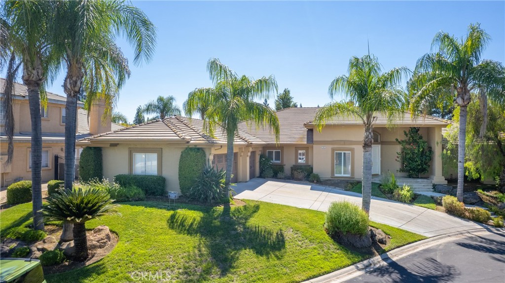 333 W River Ct, Fresno, CA 93711