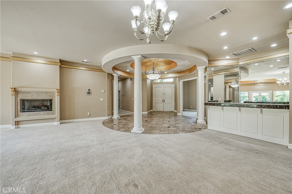 333 W River Ct, Fresno, CA 93711