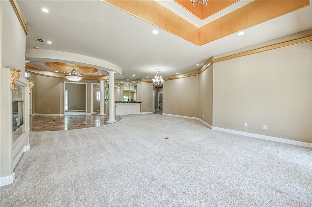 333 W River Ct, Fresno, CA 93711