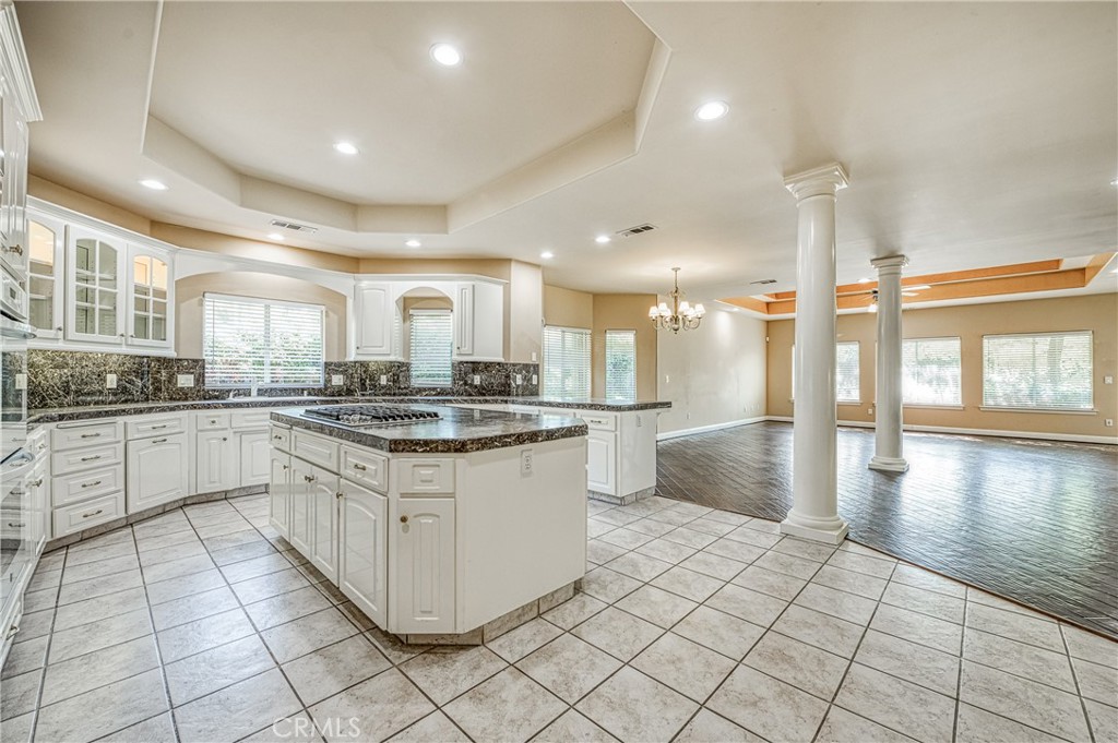 333 W River Ct, Fresno, CA 93711