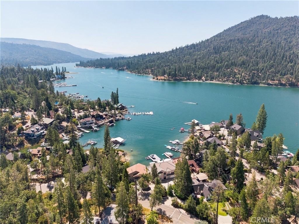 39482 Chickadee, Bass Lake, CA 93604