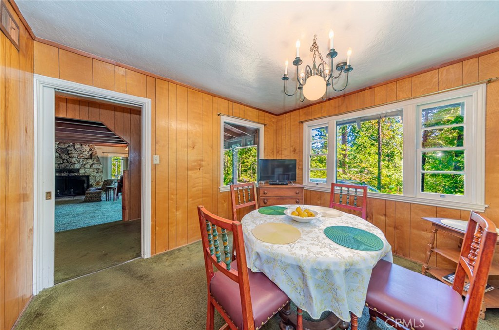 1173 Railroad Ln, Fish Camp, CA 93623