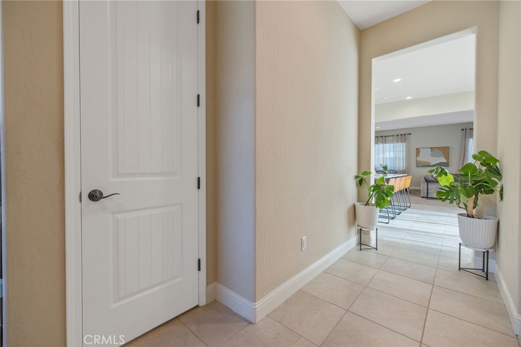 3036 Keats Ave, Clovis, CA 93619