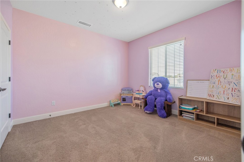 3036 Keats Ave, Clovis, CA 93619